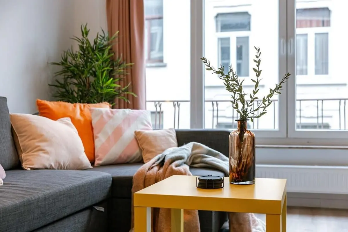 Colorful Pop Apartment In The Heart Of 安特卫普