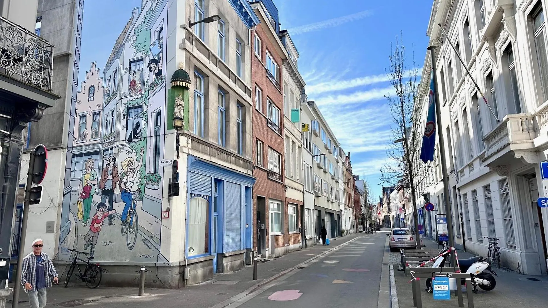 Colorful Pop Apartment In The Heart Of 安特卫普 比利时